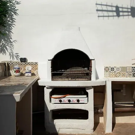 Con Terraza Y Barbacoa Apartment